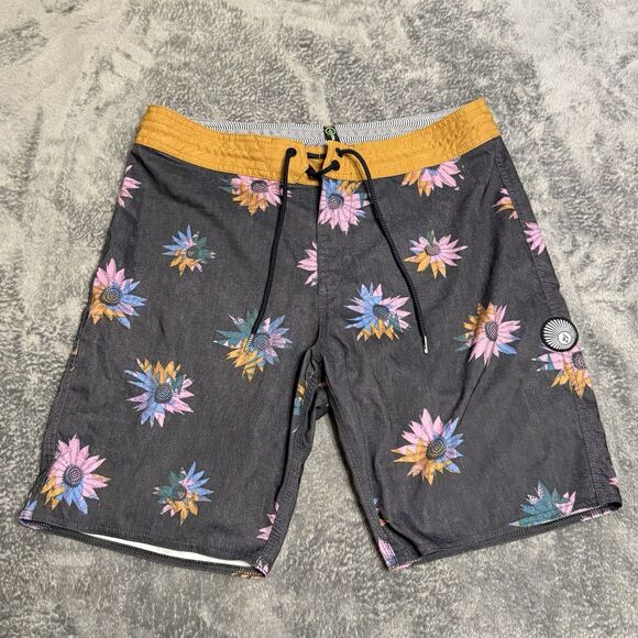 Volcom Men's Board Shorts Size 32 Swim Surf Floral Print 9” Inseam Black - Picture 1 of 8